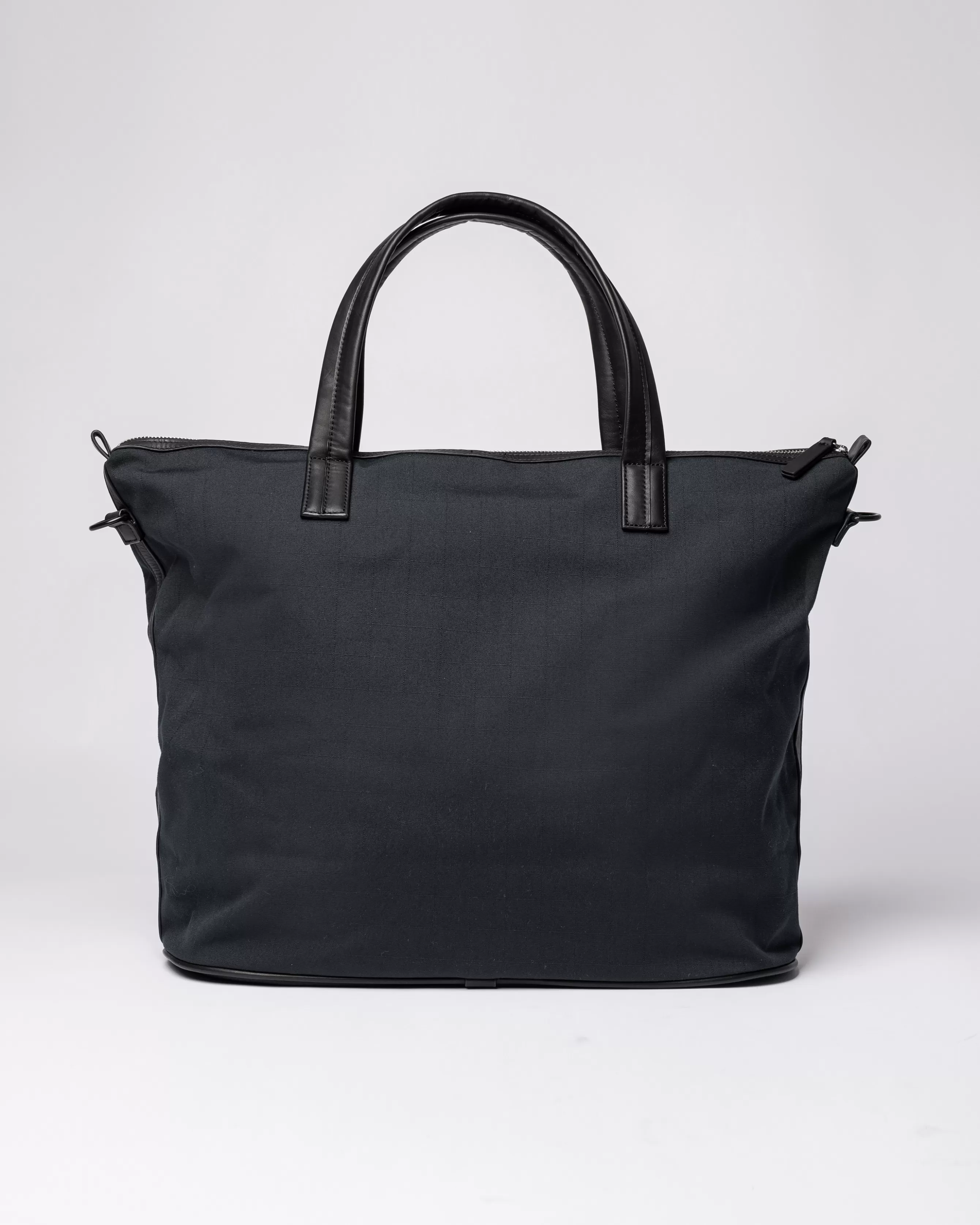 Sandqvist Handtaschen | Weekender*Everyday Weekend Bag Medium Schwarz